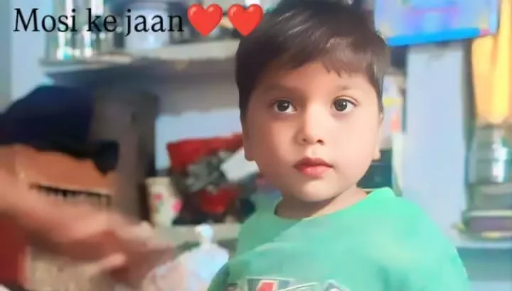 Jhansi News: झांसी में दिल दहला देने वाली घटना; पिता ने तीन साल के बेटे की हत्या कर खुद लगाई फांसी Jhansi News: झांसी में दिल दहला देने वाली घटना; पिता ने तीन साल के बेटे की हत्या कर खुद लगाई फांसी