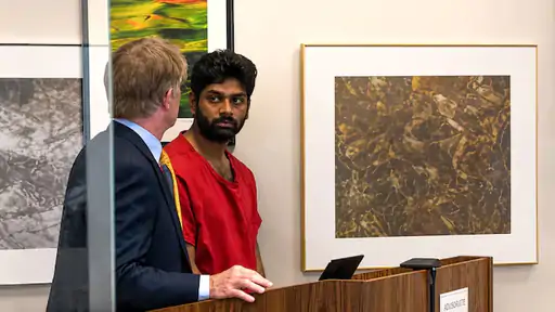अमेरिका में भारतीय इंजीनियर पर पत्नी की हत्या का आरोप: स्मार्ट लॉक के डेटा ने खोली साजिश, गर्लफ्रेंड को भेजी थी शव की तस्वीर
